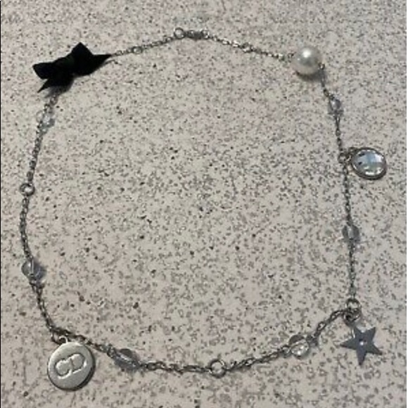 Genuine Dior Black Star Necklace - Picture 8 of 9